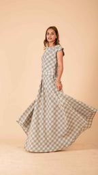 The Isadora Knot Maxi