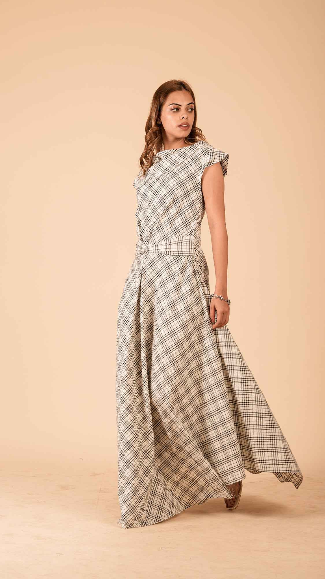 The Isadora Knot Maxi